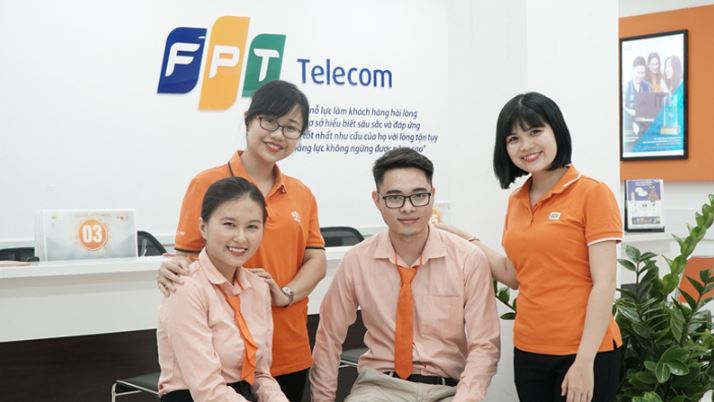 Nhân viên hỗ trợ lắp mạng WiFi FPT nhiệt tình và uy tín
