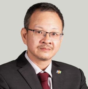 Ông Hoàng Hữu Chiến