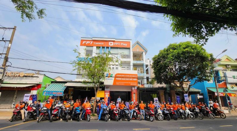 Văn phòng cửa hàng giao dịch FPT Hóc Môn, TP HCM