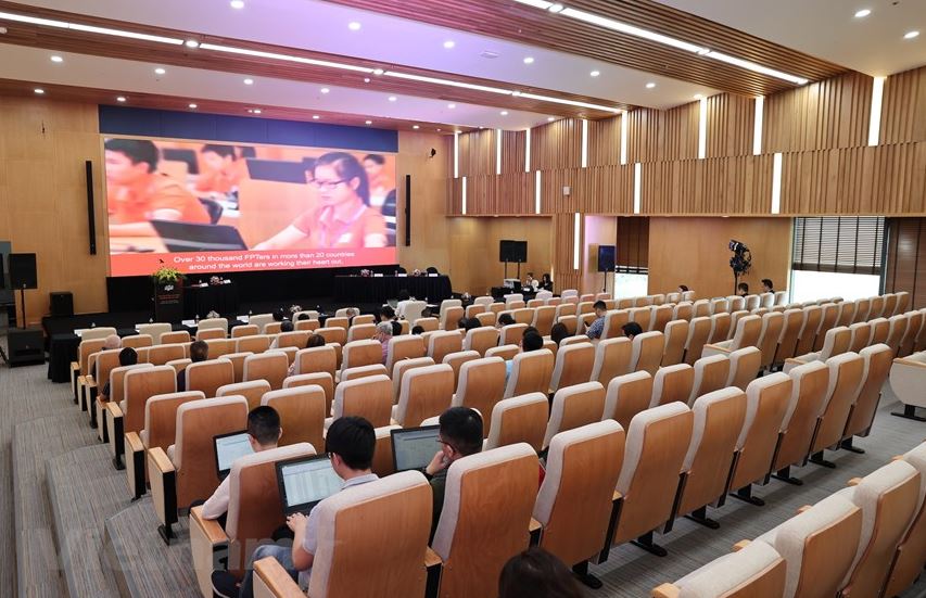 Khám phá không gian làm việc của Tập đoàn FPT - FPT Tower 5 Phòng họp FPT